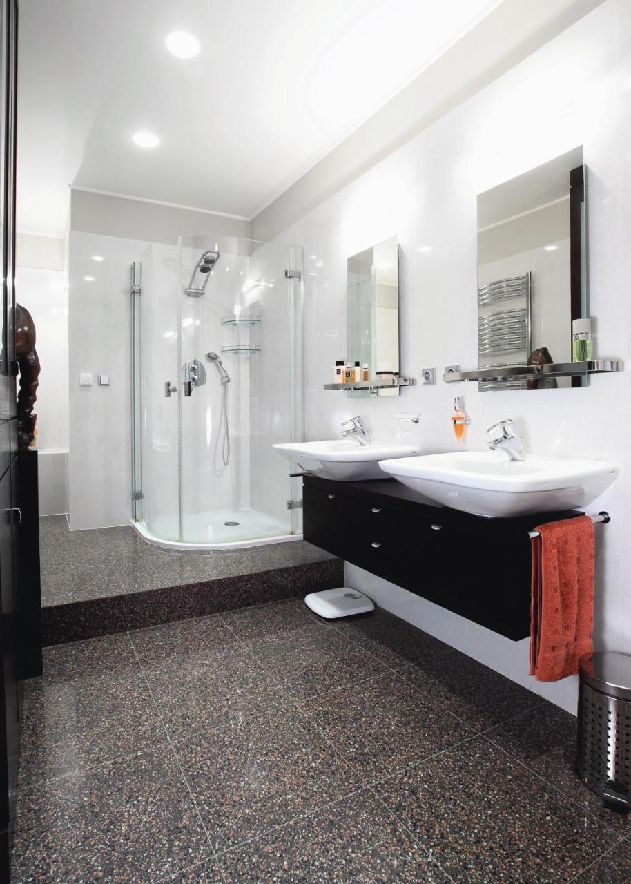 Spacious Elegance In The Heart Of Old Town Apartament Praga