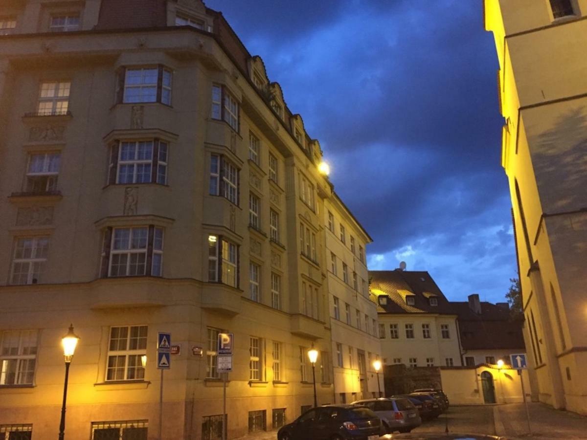Apartament Spacious Elegance In The Heart Of Old Town