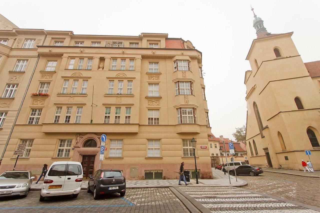 Spacious Elegance In The Heart Of Old Town Apartament *